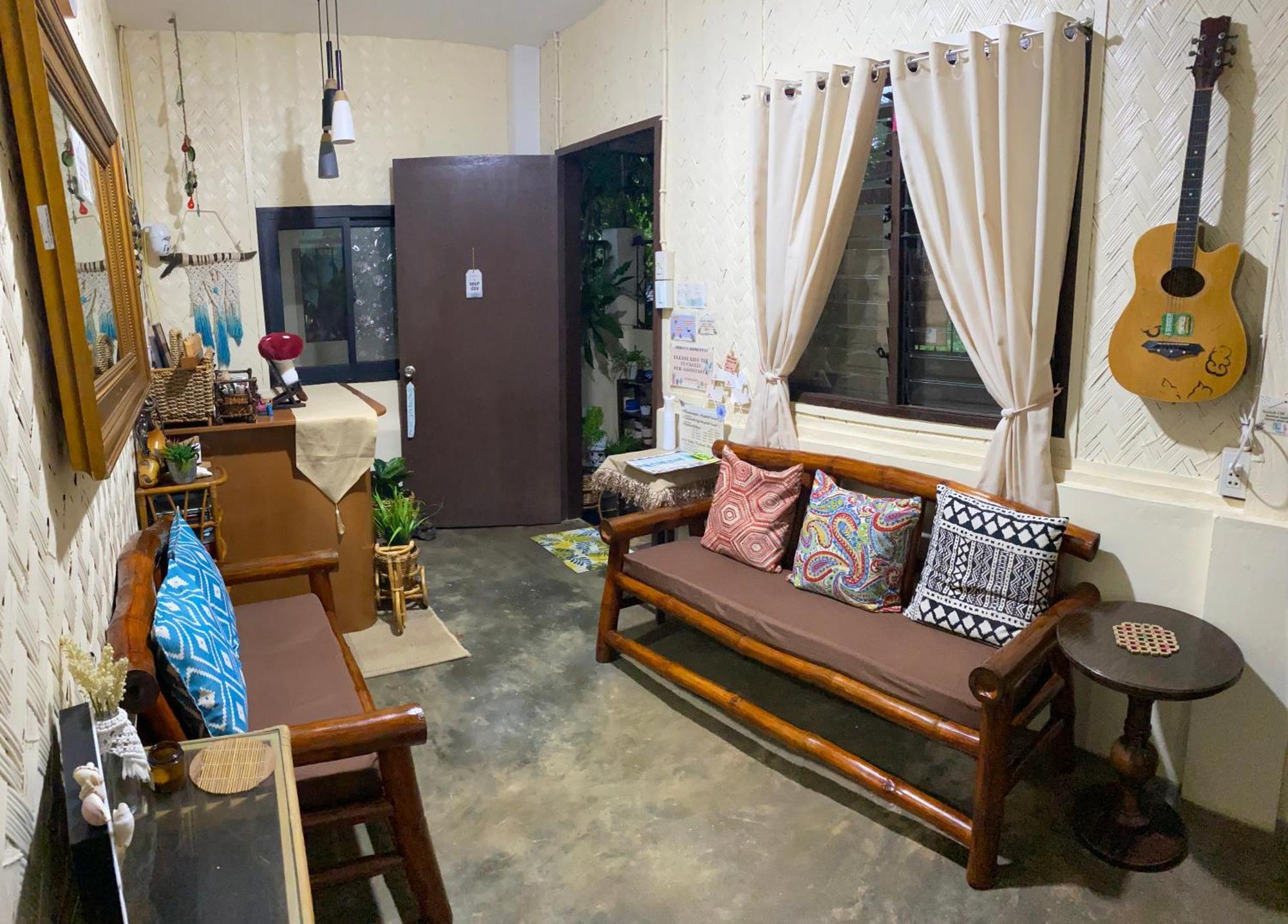 Hiraya Homestay Coron Eksteriør bilde
